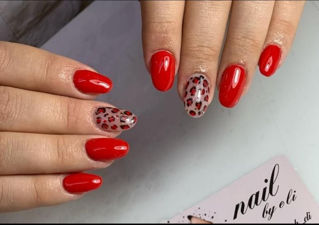 کاشت و ترمیم ناخن کاشت مژه لیفت مژه ابرو اموزش