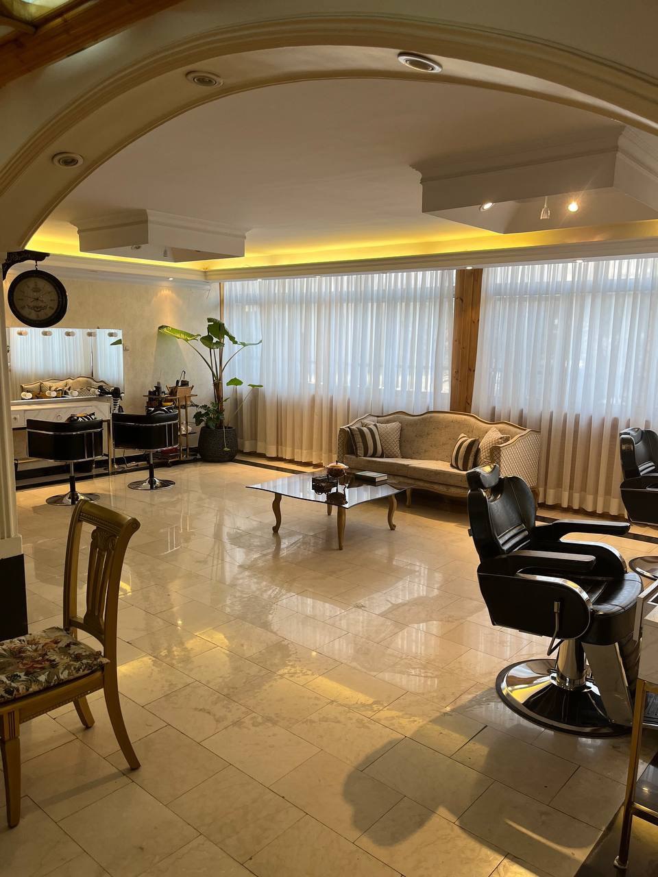 اجاره اتاق و صندلی