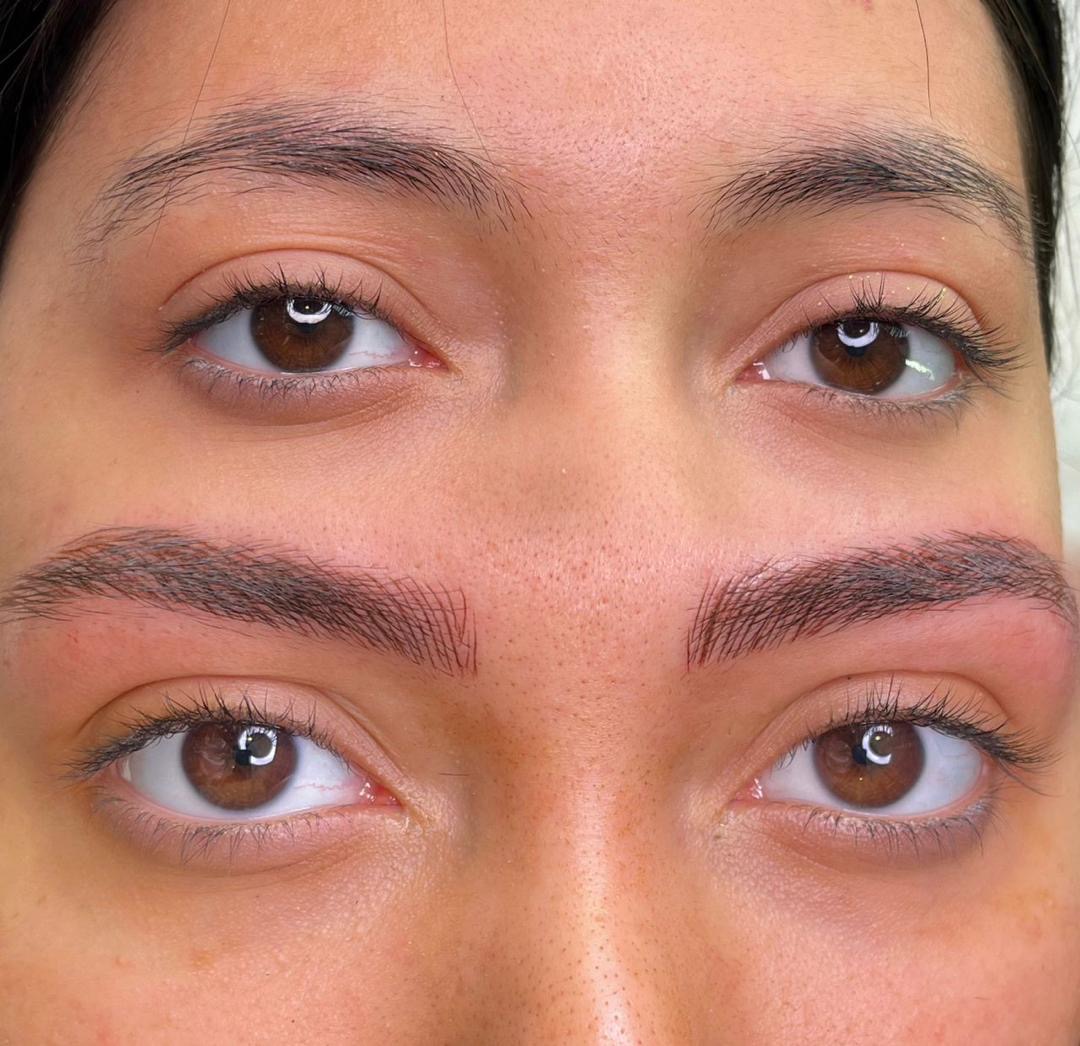 مدل برای ارایش دائم هاشور ابرو