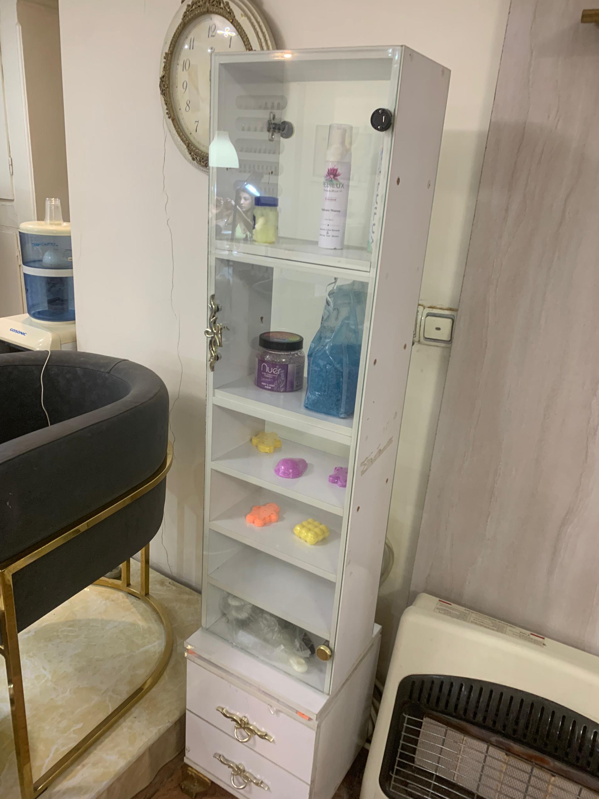 فروش وسایل ارایشگاه