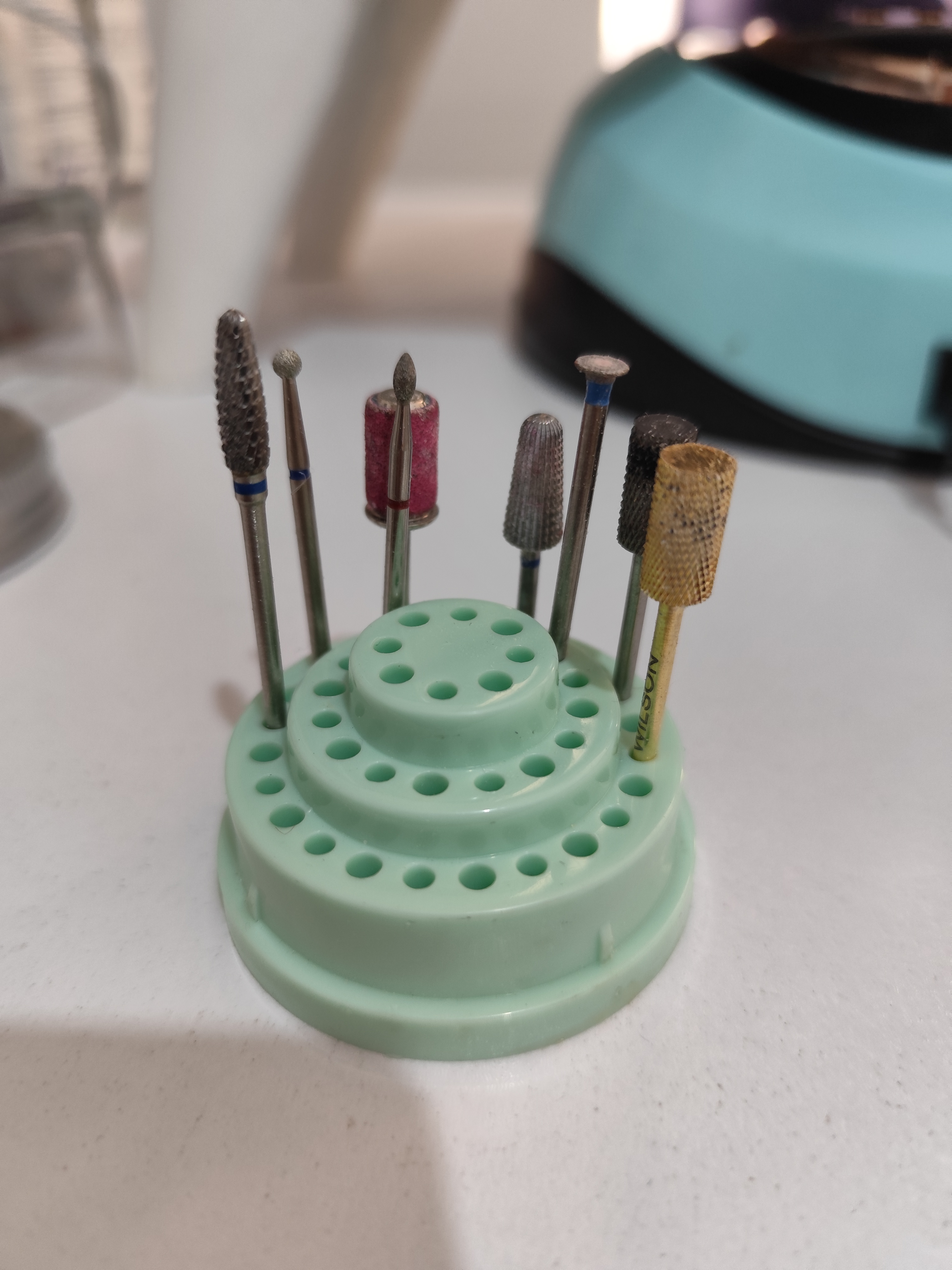 فروش وسایل کاشت پودر ناخن و پدیکور به صورت یکجا