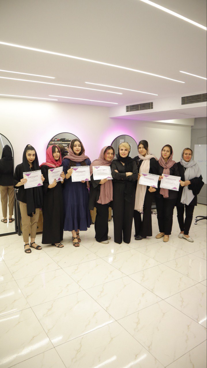 ورکشاپ پدیکور درمانی روسی