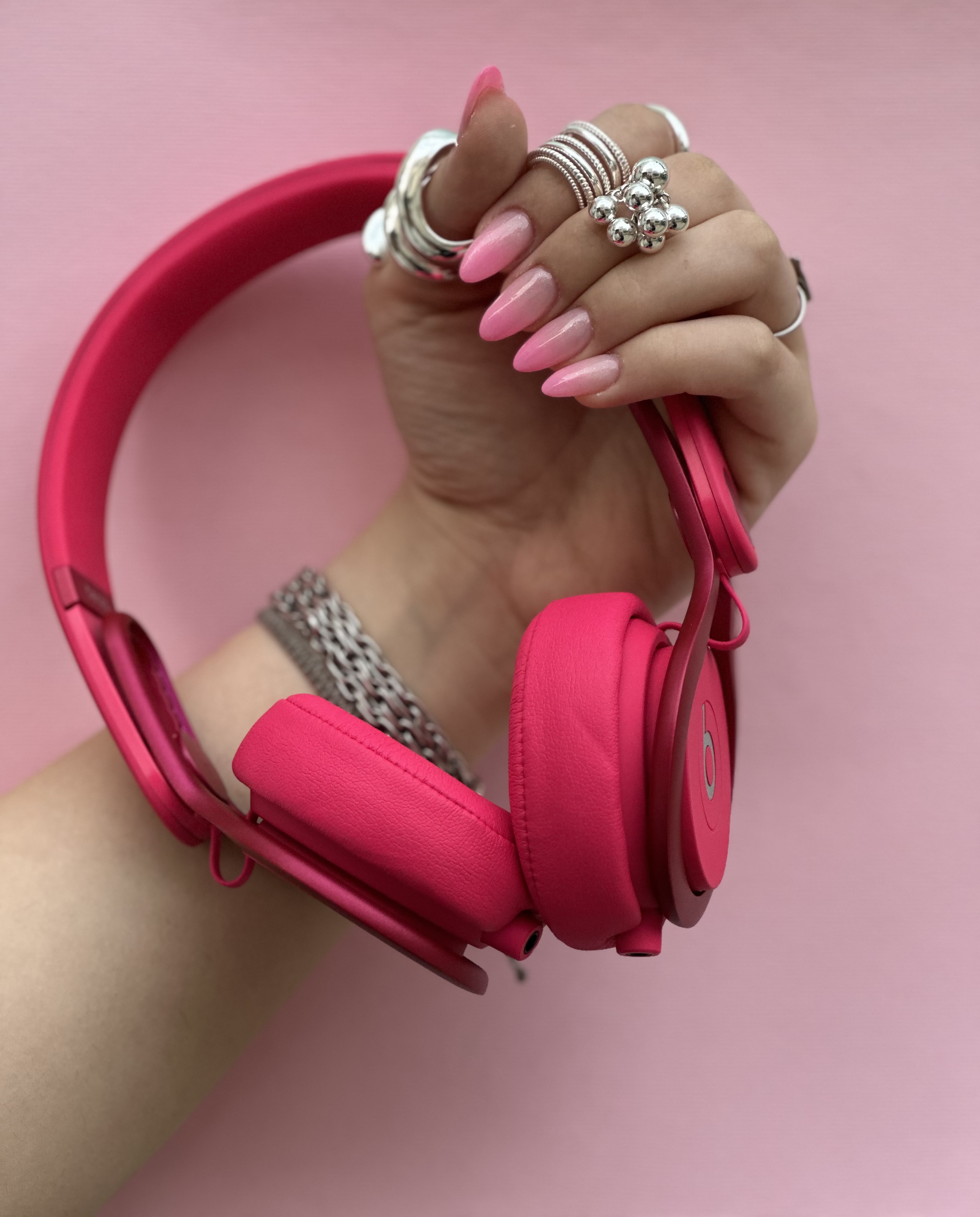 دستیار ناخن