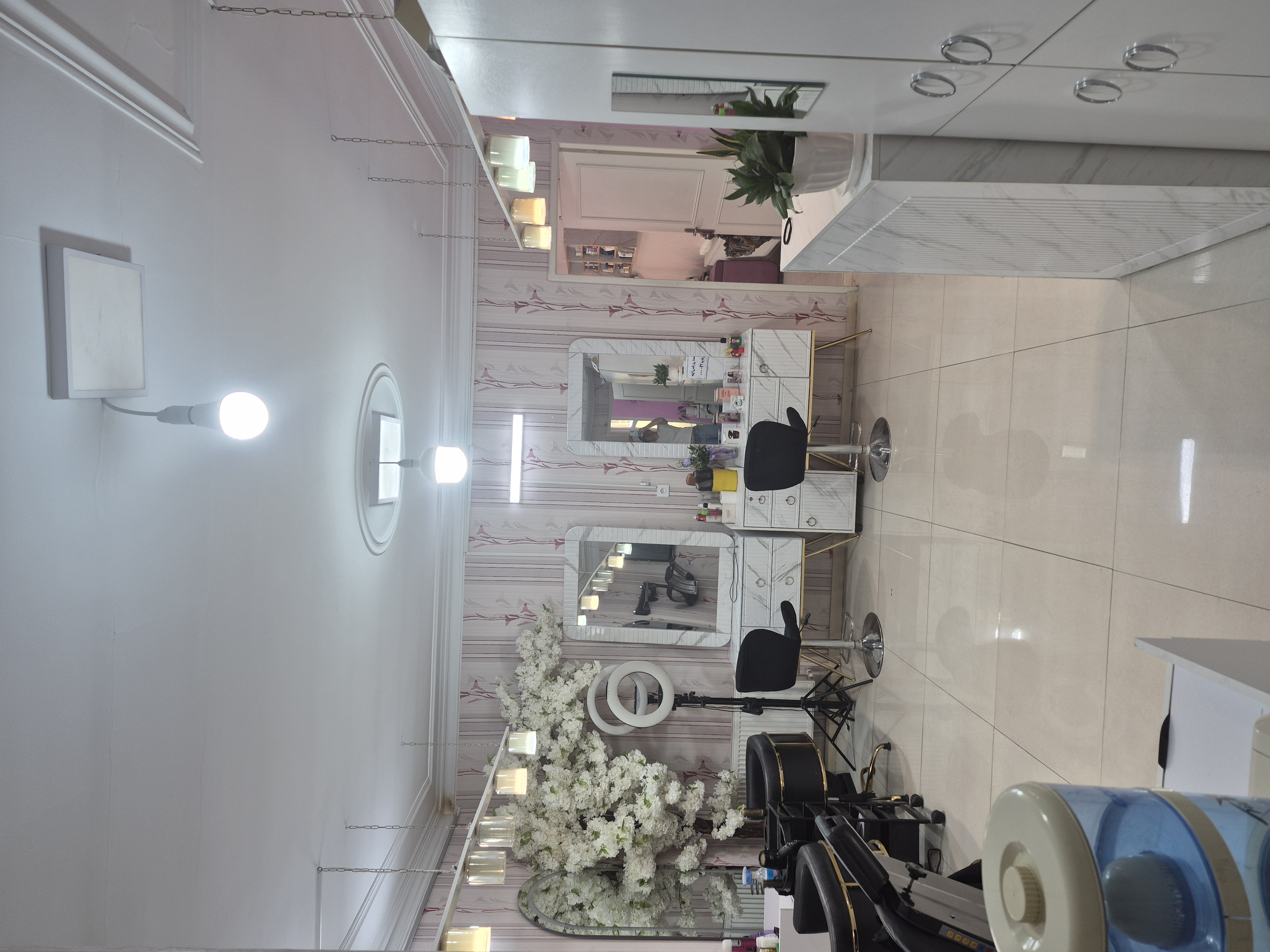 سالن زیبایی نجاتیان