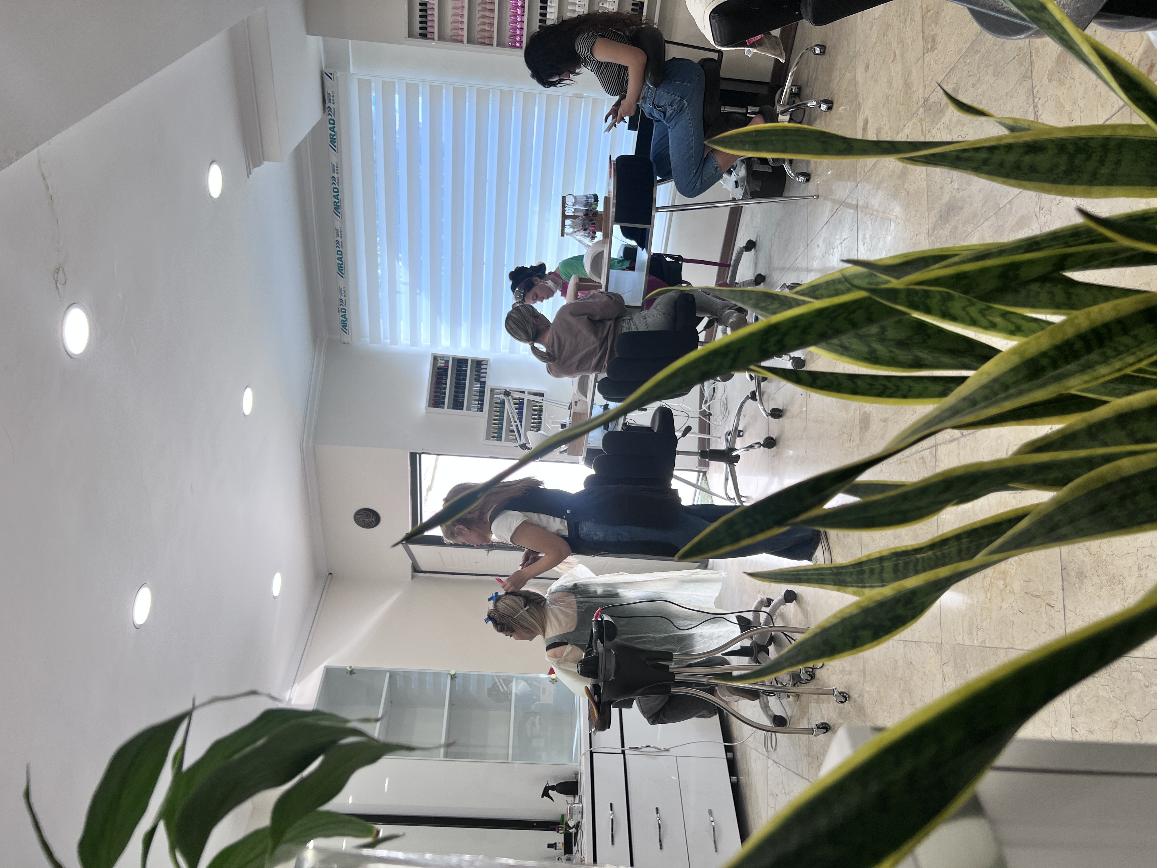 اجاره اتاق 14 متری دلباز 