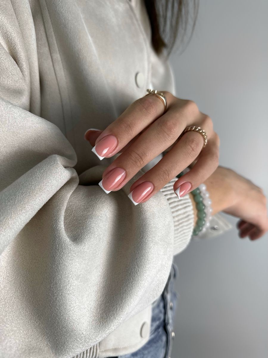 ترمیم ناخن با قیمت مناسب 