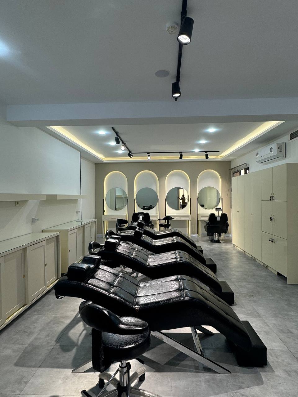 استخدام  در ندابیات بیوتی لانژ 